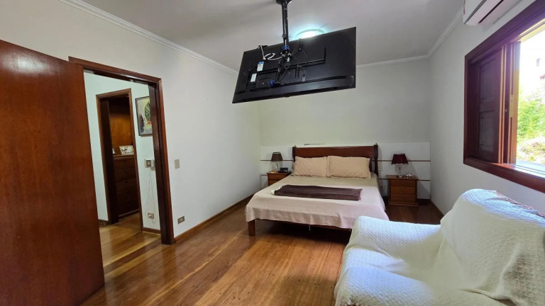 Imagem Casa com 5 Quartos à Venda, 381 m² em Parque Dos Príncipes - São Paulo Imagem Casa com 5 Quartos à Venda, 381 m² em Parque Dos Príncipes - São Paulo