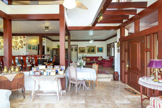 Imagem Casa com 4 Quartos à Venda, 450 m² em Piratininga - Niterói Imagem Casa com 4 Quartos à Venda, 450 m² em Piratininga - Niterói
