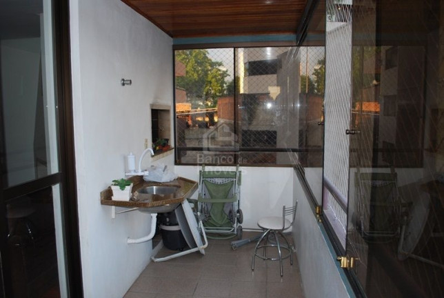 Imagem Apartamento com 3 Quartos à Venda, 222 m² em Centro - Santa Maria Imagem Apartamento com 3 Quartos à Venda, 222 m² em Centro - Santa Maria