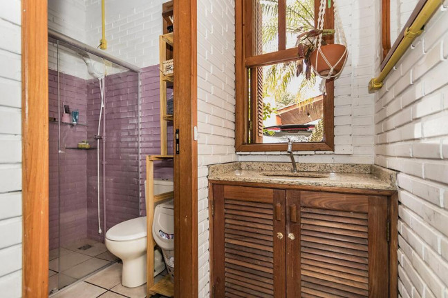 Imagem Casa com 3 Quartos à Venda, 219 m² em Cavalhada - Porto Alegre