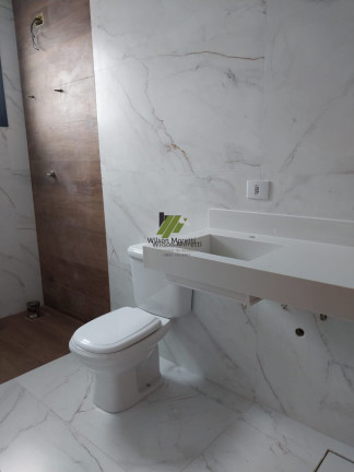 Imagem Casa com 3 Quartos à Venda, 263 m²