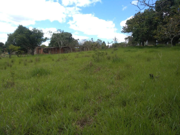 Imagem Chácara com 2 Quartos à Venda, 3.000 m² em Centro - Capela Do Alto Imagem Chácara com 2 Quartos à Venda, 3.000 m² em Centro - Capela Do Alto