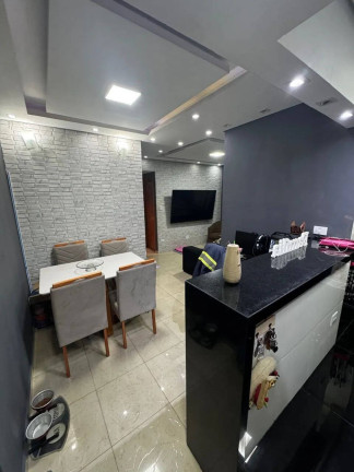 Apartamento com 2 Quartos à Venda, 70 m² em Saboó - Santos