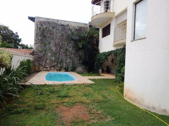 Imagem Casa com 4 Quartos à Venda, 420 m² em Vila Santista - Atibaia Imagem Casa com 4 Quartos à Venda, 420 m² em Vila Santista - Atibaia