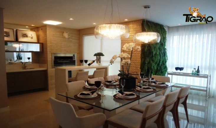 Imagem Apartamento com 4 Quartos à Venda, 140 m² em Centro - Balneário Camboriú Imagem Apartamento com 4 Quartos à Venda, 140 m² em Centro - Balneário Camboriú