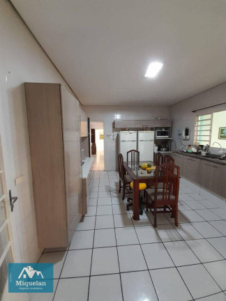Imagem Edifício Residencial à Venda ou Locação, 1.077 m² em Tremembé - São Paulo