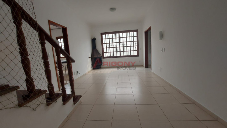 Imagem Sobrado com 4 Quartos para Alugar, 282 m² em Centro - Santa Maria Imagem Sobrado com 4 Quartos para Alugar, 282 m² em Centro - Santa Maria