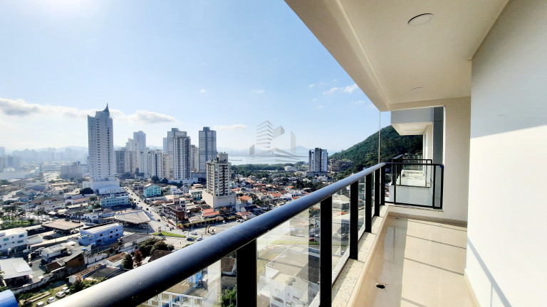 Apartamento com 2 Quartos à Venda, 73 m² em Fazenda - Itajaí