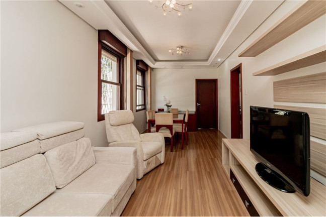 Imagem Casa com 3 Quartos à Venda, em Vila Ipiranga - Porto Alegre Imagem Casa com 3 Quartos à Venda, em Vila Ipiranga - Porto Alegre