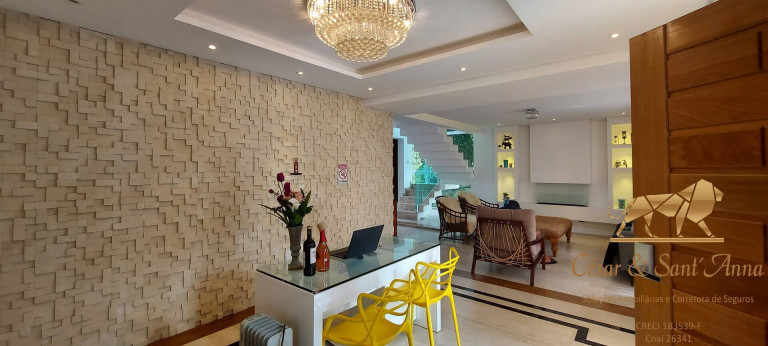 Imagem Casa com 3 Quartos à Venda, 450 m² em Alto Da Boa Vista - Campos Do Jordão Imagem Casa com 3 Quartos à Venda, 450 m² em Alto Da Boa Vista - Campos Do Jordão