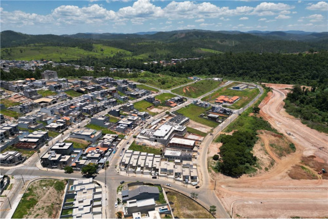 Imagem Sobrado com 3 Quartos à Venda, 178 m² em Polvilho - Cajamar