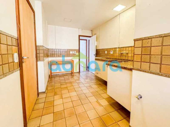 Imagem Apartamento com 3 Quartos à Venda, 140 m² em Copacabana - Rio De Janeiro Imagem Apartamento com 3 Quartos à Venda, 140 m² em Copacabana - Rio De Janeiro
