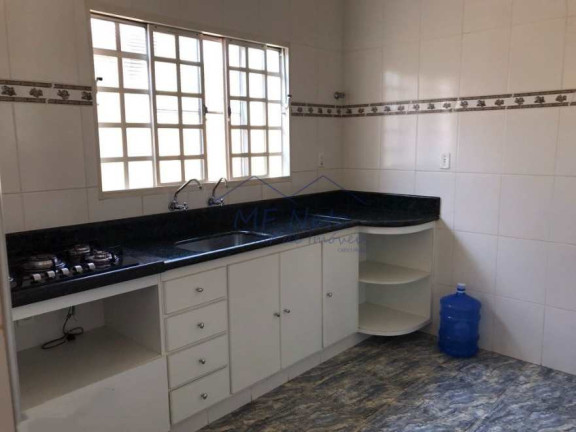 Imagem Casa com 3 Quartos à Venda, 331 m² em Vila Guimarães - Pirassununga Imagem Casa com 3 Quartos à Venda, 331 m² em Vila Guimarães - Pirassununga