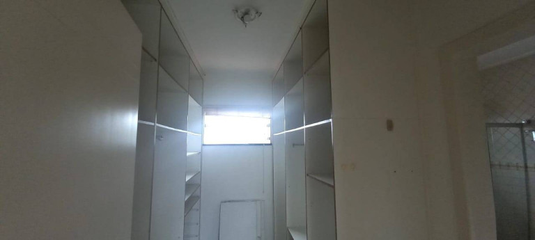 Imagem Casa com 3 Quartos para Alugar,  em Ponta Negra - Manaus