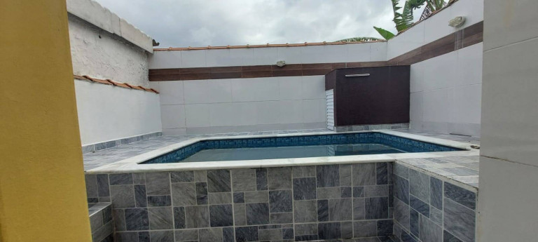 Casa com 2 Quartos à Venda, 150 m² em Jardim Leonor - Mongaguá