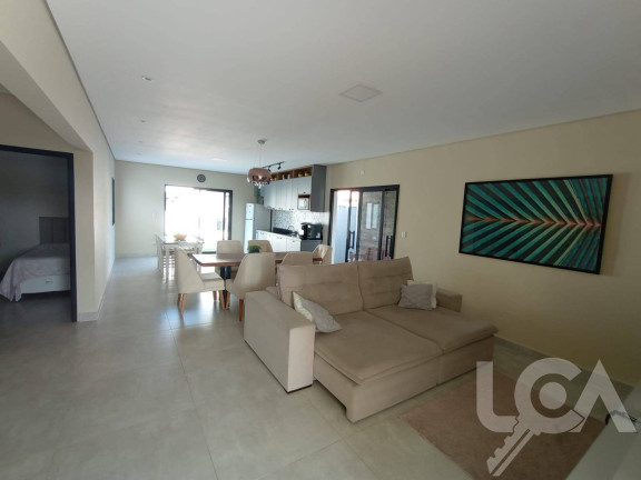 Casa com 3 Quartos à Venda, 179 m² em Pontal De Santa Marina - Caraguatatuba
