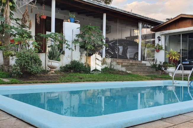 Imagem Casa com 3 Quartos à Venda, 896 m² em Nossa Senhora De Lourdes - Santa Maria Imagem Casa com 3 Quartos à Venda, 896 m² em Nossa Senhora De Lourdes - Santa Maria