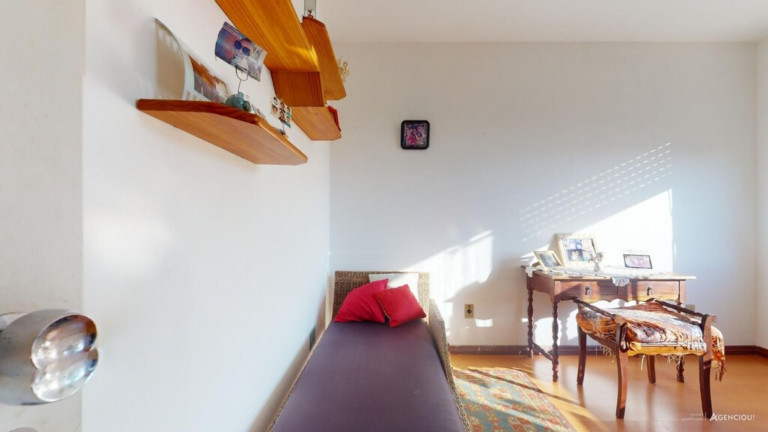 Imagem Imóvel com 2 Quartos à Venda, 78 m² em Cristal - Porto Alegre