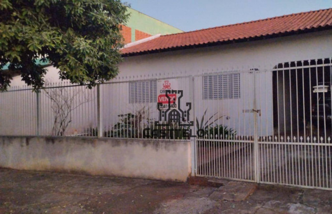 Casa com 3 Quartos à Venda, 130 m² em Parque Residencial João Piza - Londrina