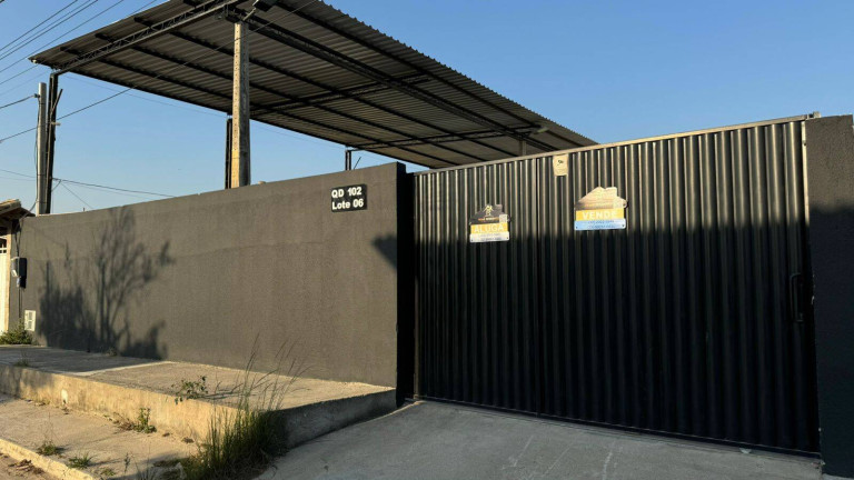 Galpão à Venda, 1.350 m² em Coqueiral - Araruama