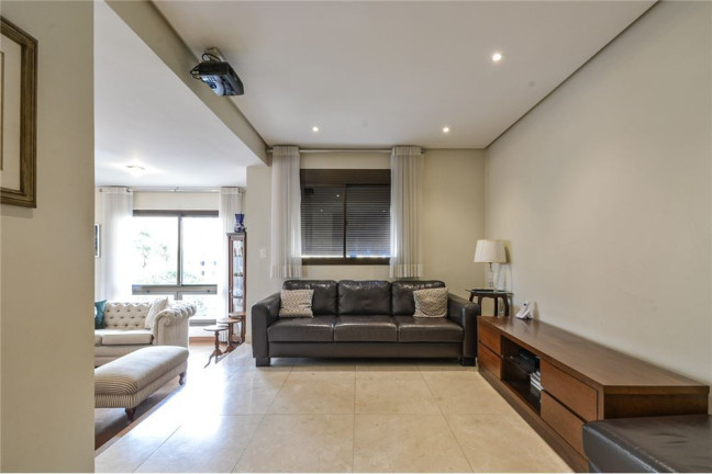 Imagem Apartamento com 3 Quartos à Venda, 193 m² em Moema - São Paulo Imagem Apartamento com 3 Quartos à Venda, 193 m² em Moema - São Paulo