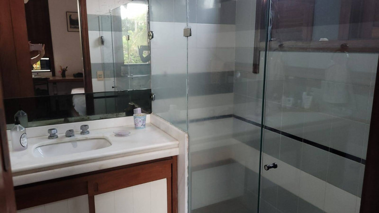 Imagem Casa com 4 Quartos à Venda, em Santo Antônio - Niterói Imagem Casa com 4 Quartos à Venda, em Santo Antônio - Niterói