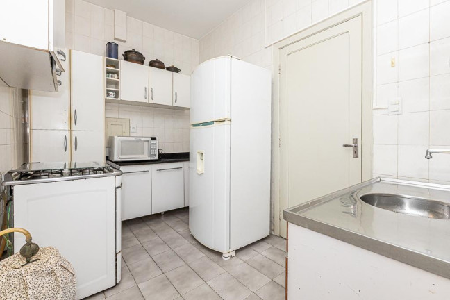 Imagem Apartamento com 1 Quarto à Venda, 56 m² em Centro - Curitiba Imagem Apartamento com 1 Quarto à Venda, 56 m² em Centro - Curitiba