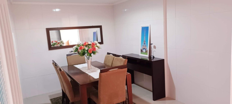 Sobrado com 4 Quartos à Venda, 180 m² em São Braz - Curitiba