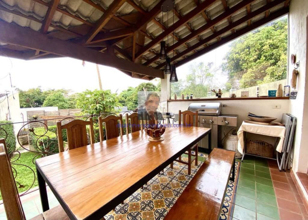 Imagem Casa de Condomínio com 4 Quartos à Venda, 325 m² em Moinho Velho - Cotia