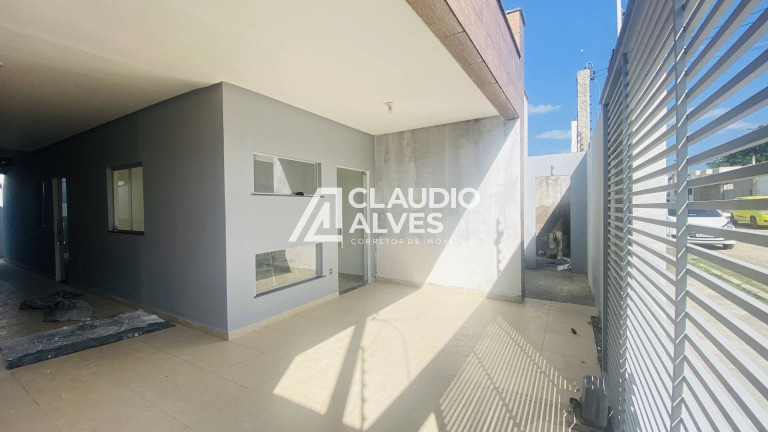 Imagem Casa com 5 Quartos à Venda, 300 m² em Conceição - Feira De Santana