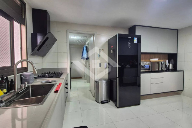 Imagem Apartamento com 5 Quartos à Venda, 217 m² em Barra Da Tijuca - Rio De Janeiro