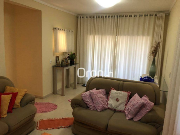 Imagem Sobrado com 3 Quartos à Venda, 320 m² em Parque Atheneu - Goiânia Imagem Sobrado com 3 Quartos à Venda, 320 m² em Parque Atheneu - Goiânia