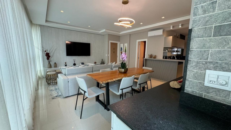 Imagem Apartamento com 3 Quartos à Venda, 115 m² em Meia Praia - Itapema Imagem Apartamento com 3 Quartos à Venda, 115 m² em Meia Praia - Itapema