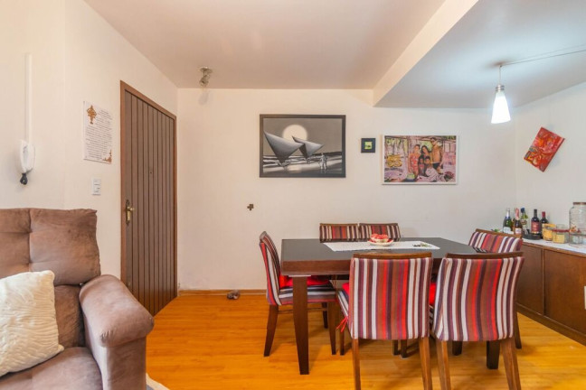 Imagem Casa com 3 Quartos à Venda, 174 m² em Nonoai - Porto Alegre