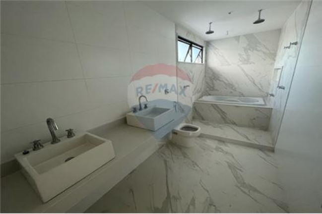 Imagem Casa de Condomínio com 5 Quartos à Venda, 350 m² em Barra Da Tijuca - Rio De Janeiro Imagem Casa de Condomínio com 5 Quartos à Venda, 350 m² em Barra Da Tijuca - Rio De Janeiro