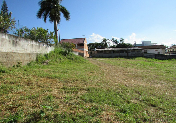 Imagem Imóvel à Venda, 1.255 m² em Centro - Camboriú Imagem Imóvel à Venda, 1.255 m² em Centro - Camboriú