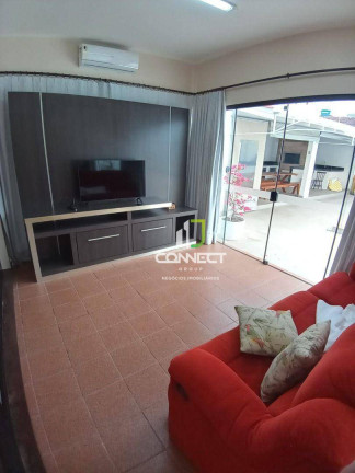 Imagem Casa com 5 Quartos para Alugar, 415 m² em Fazenda - Itajaí Imagem Casa com 5 Quartos para Alugar, 415 m² em Fazenda - Itajaí