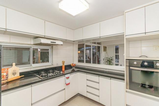 Imagem Casa com 5 Quartos à Venda, em Barra Da Tijuca - Rio De Janeiro Imagem Casa com 5 Quartos à Venda, em Barra Da Tijuca - Rio De Janeiro