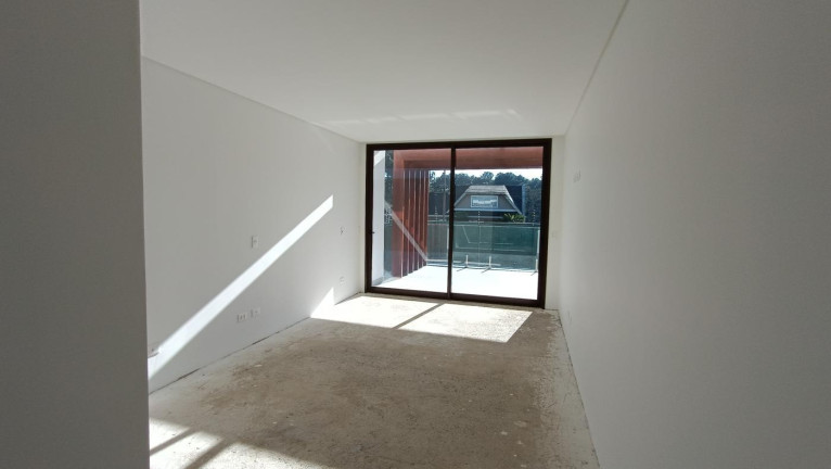 Imagem Casa com 4 Quartos à Venda, 544 m²em Campo Comprido - Curitiba
