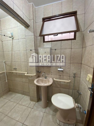 Imagem Casa com 2 Quartos à Venda, 353 m² em Vila São Vicente - Uberaba Imagem Casa com 2 Quartos à Venda, 353 m² em Vila São Vicente - Uberaba