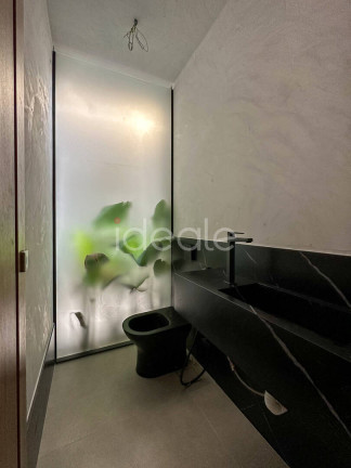 Imagem Casa de Condomínio com 5 Quartos à Venda, em Barra Da Tijuca - Rio De Janeiro Imagem Casa de Condomínio com 5 Quartos à Venda, em Barra Da Tijuca - Rio De Janeiro