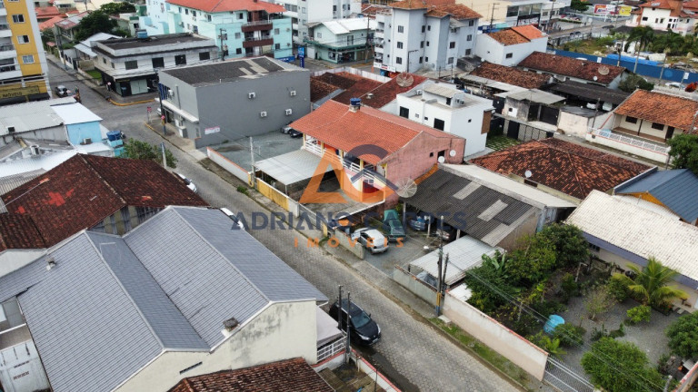 Imagem Imóvel com 4 Quartos à Venda, 427 m² em Gravatá - Navegantes Imagem Imóvel com 4 Quartos à Venda, 427 m² em Gravatá - Navegantes