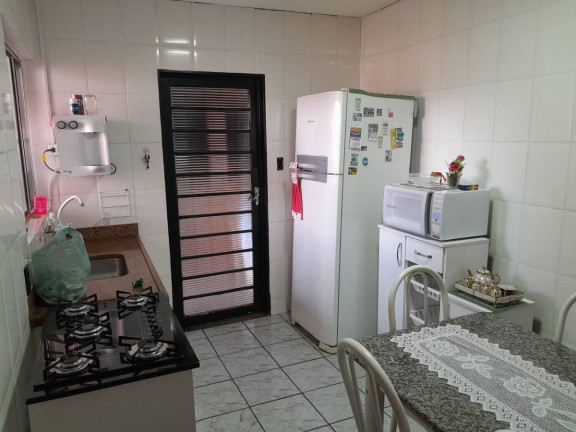 Imagem Casa com 3 Quartos à Venda, 207 m² em Ribeirão Preto