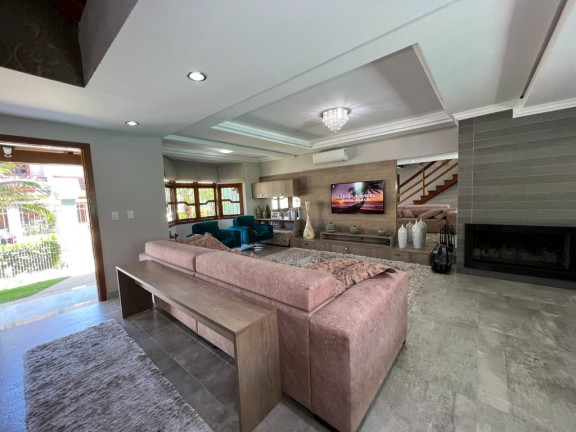 Imagem Casa com 3 Quartos à Venda, 210 m² em Moinhos De Vento - Canoas