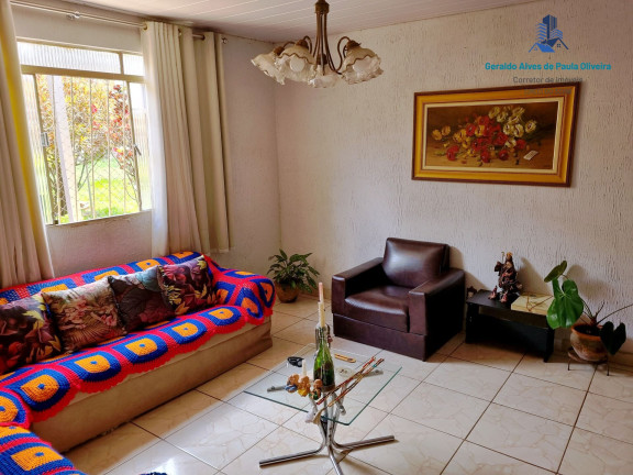 Imagem Casa com 2 Quartos à Venda, 229 m² em Setor Leste Universitário - Goiânia