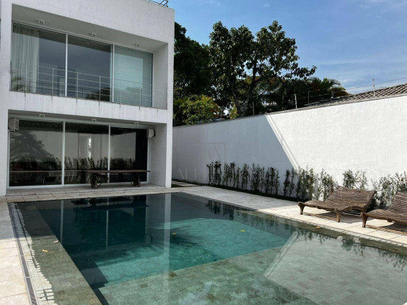 Casa com 3 Quartos à Venda ou Locação, 850 m² em Jardim América - São Paulo