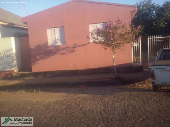 Casa com 2 Quartos à Venda,  em Centro - Tupanciretã