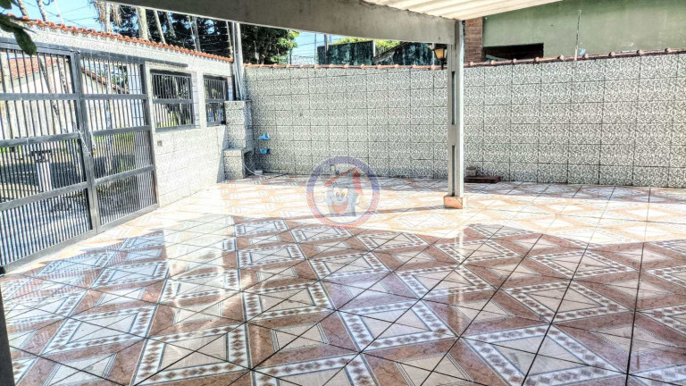 Imagem Casa com 3 Quartos à Venda, 167 m² em Balneário Regina Maria - Mongaguá Imagem Casa com 3 Quartos à Venda, 167 m² em Balneário Regina Maria - Mongaguá