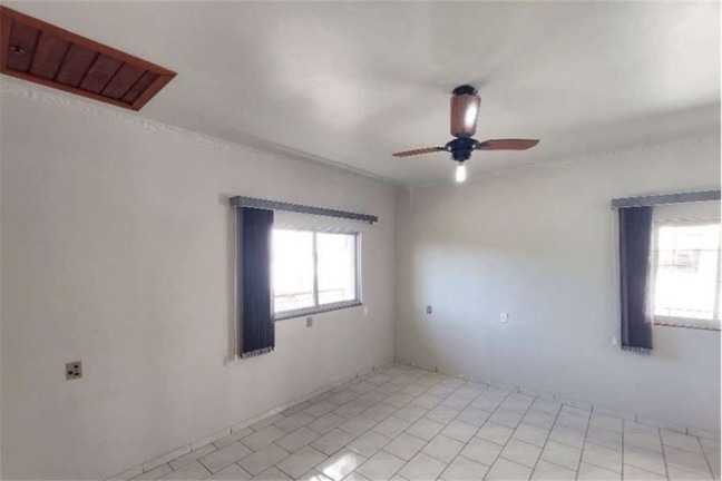Imagem Casa com 4 Quartos à Venda,  em Estreito - Florianópolis