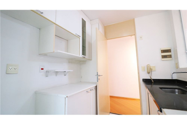 Imagem Imóvel com 2 Quartos à Venda, em Morumbi - São Paulo Imagem Imóvel com 2 Quartos à Venda, em Morumbi - São Paulo